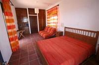 Cristelia Luxury Sea Front & Pool Lakhania