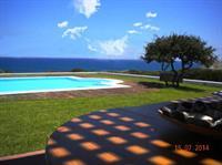 Cristelia Luxury Sea Front & Pool